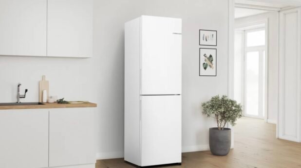 Bosch KGN27NWEAG 50/50 Fridge Freezer Frost Free - Image 5