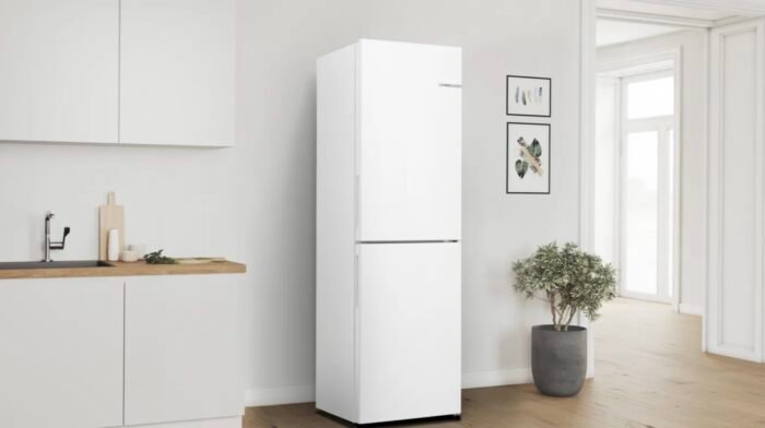 Bosch KGN27NWEAG 50/50 Fridge Freezer Frost Free - Image 5