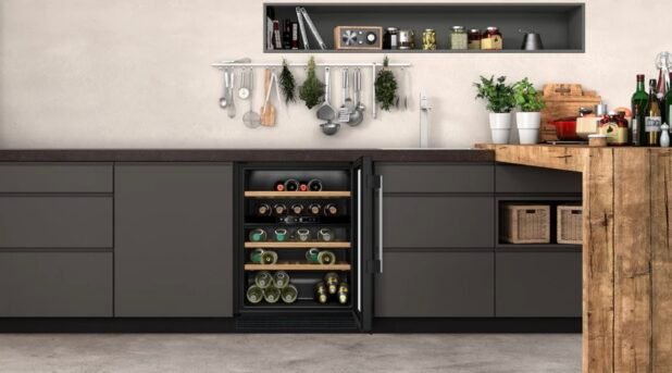 Neff KU9213HG0G N70 Integrated Wine Cooler, Black - Image 2