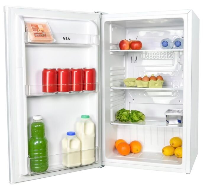 SIA LFS01WH 48cm White Freestanding 91L Under Counter Larder Fridge - Image 4