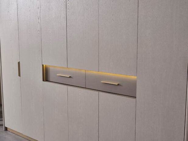 Alara Bedroom Collection 5 Door Wardrobe - Image 4